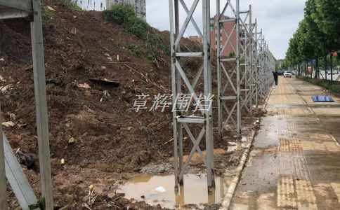 金屬圍擋在不同使用場景下可能會遇到哪些問題?(介紹金屬圍擋在不同場景下的問題) 金屬圍擋在不同使用場景下可能會遇到哪些問題?(介紹金屬圍擋在不同場景下的問題)