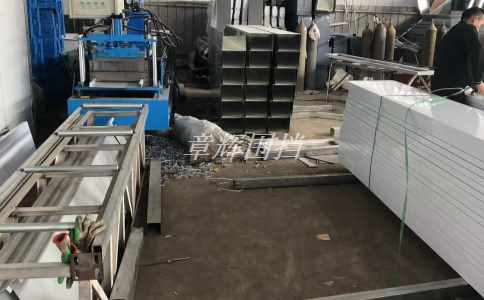 如何避免金屬圍擋施工中發生高空墜落事故？（金屬圍擋施工中高空安全防護措施）