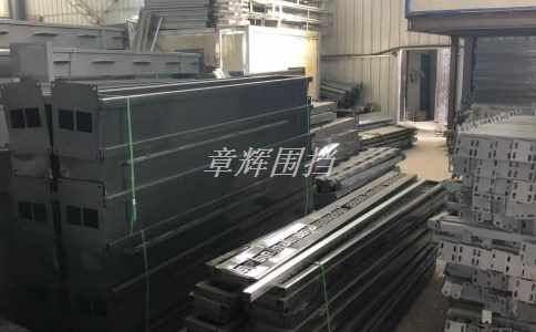 pvc圍擋在建筑裝修中的應(yīng)用和優(yōu)點(diǎn)（為何越來(lái)越多人選擇pvc圍擋作為建筑物外圍防護(hù)材料）