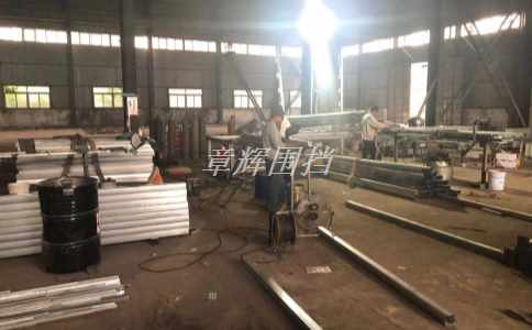 金屬圍擋的種類和特點(diǎn)有哪些？